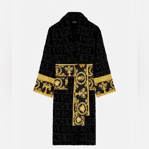 Versace I ♡ BAROQUE BATHROBE